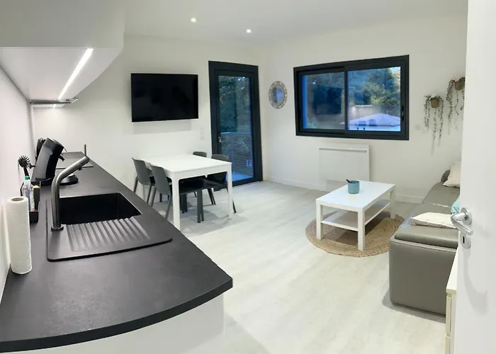 Egoitza Dans Les Pins Guethary Apartament